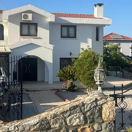 For Rent 빌라 Kappedhes
